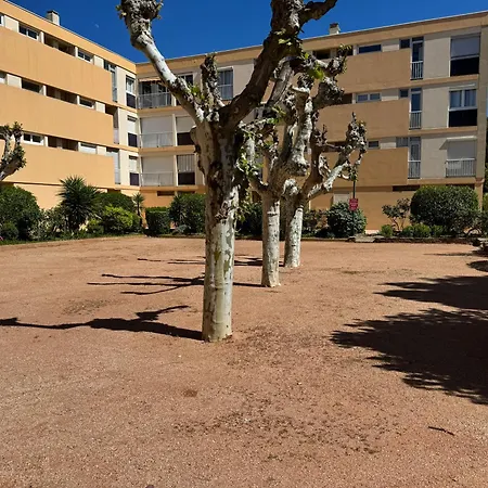 Des Cyclades Apartmán *